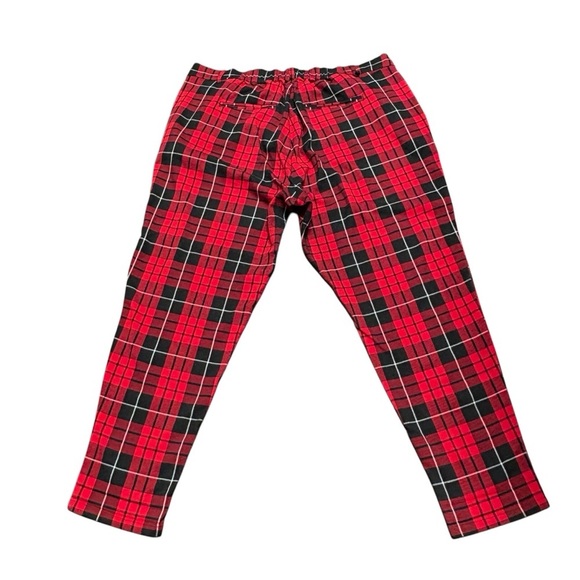 Disney Hot Topic Mickey Mouse Red and Black Plaid Pants Plus Size 2 / Size 16/18 - Picture 2 of 8